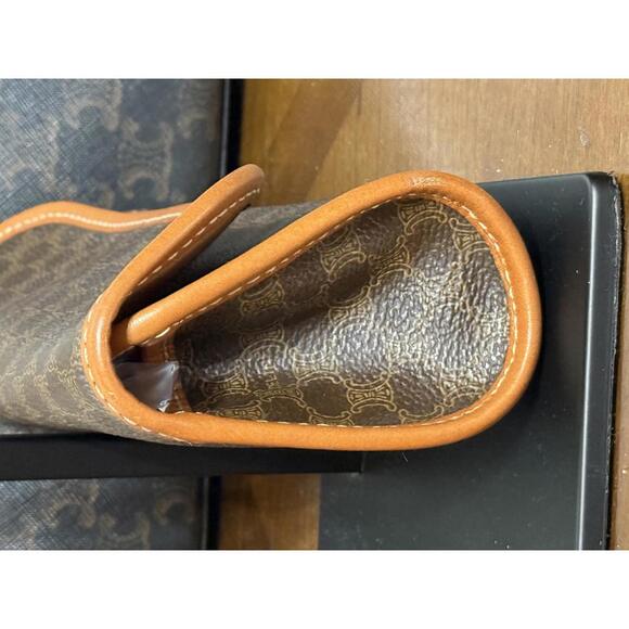 Celine Triomphe vintage leather trimmed clutch bag - Picture 5 of 11